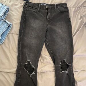 Hollister Women's Black Distressed Skinny Jeans